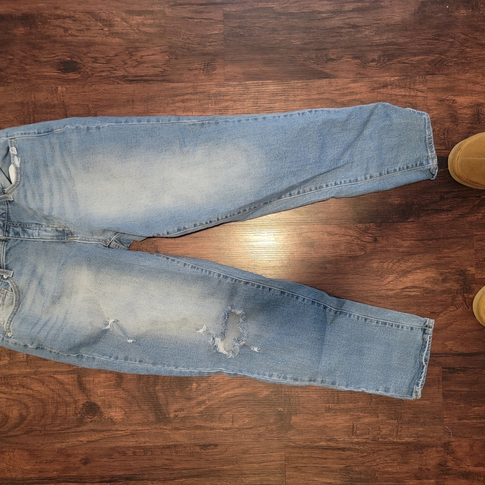 Men's Light Blue Distressed Jeans
